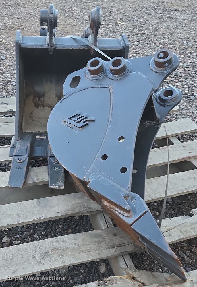 image for item EC0885 (2) Tag mini excavator buckets