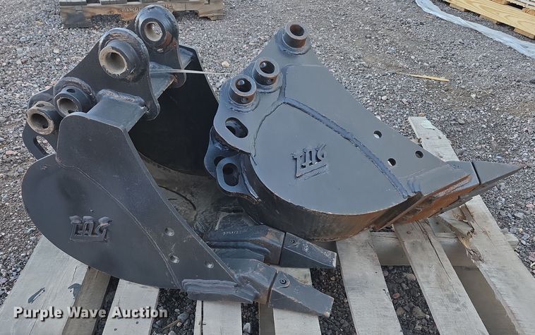 image for item EC0885 (2) Tag mini excavator buckets