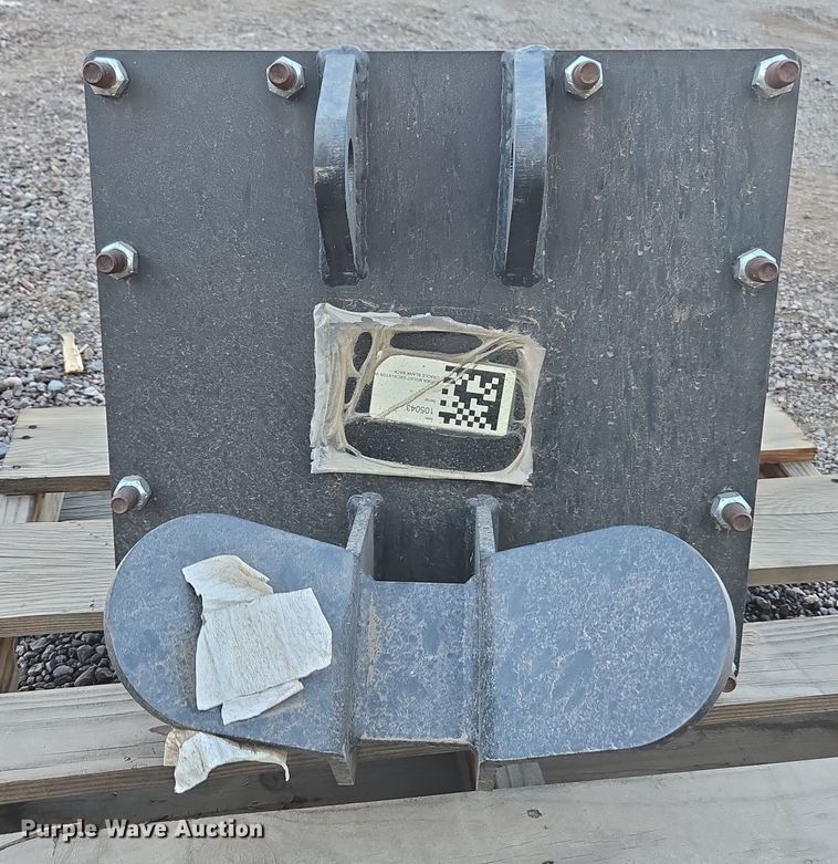 image for item EC0886 Blue Diamond 800107 excavator auger quick coupler mount