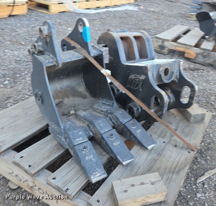 image for item EC0887 (2) Tag mini excavator attachments