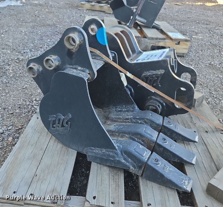 image for item EC0887 (2) Tag mini excavator attachments