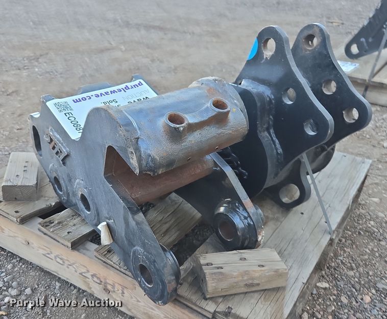 image for item EC0887 (2) Tag mini excavator attachments