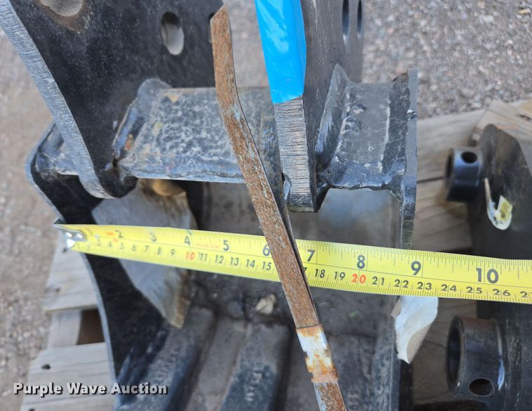 image for item EC0887 (2) Tag mini excavator attachments