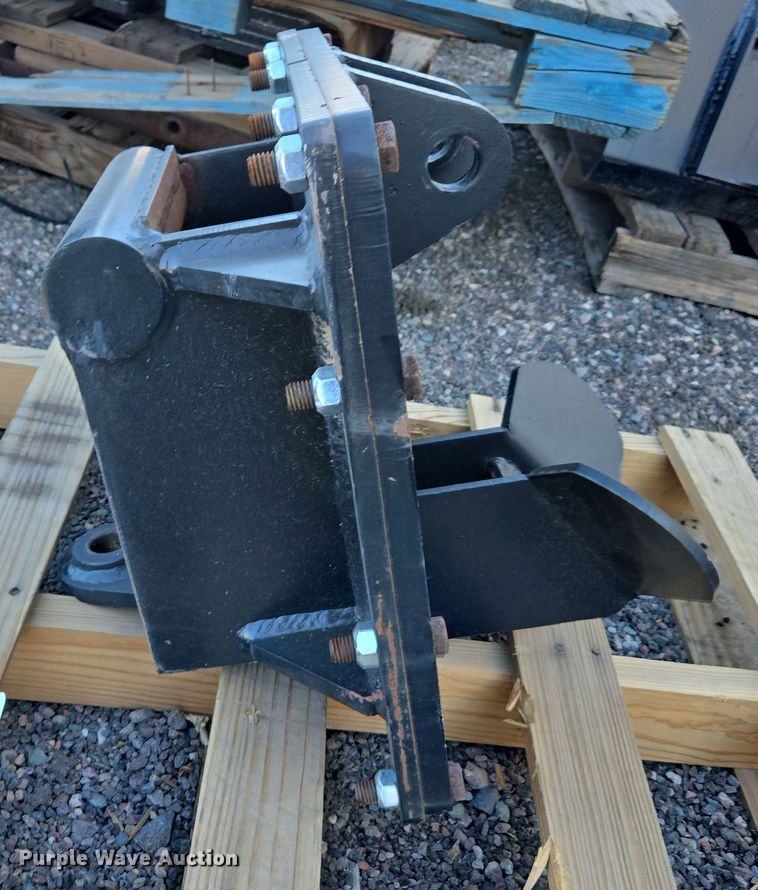 image for item EC0890 Blue Diamond 800107 mini excavator auger quick coupler mount