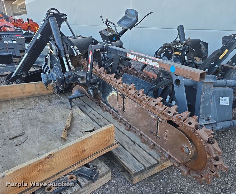 image for item EC0893 Trencher attachment