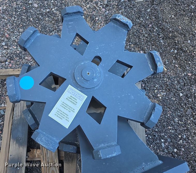 image for item EC0894 Tag V8 YD compaction wheel