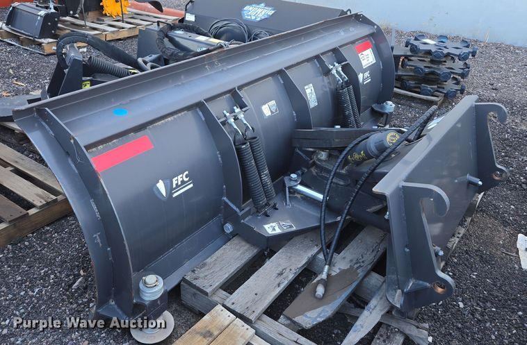 image for item EC0895 2014 Paladin LAF5796 wheel loader snow plow