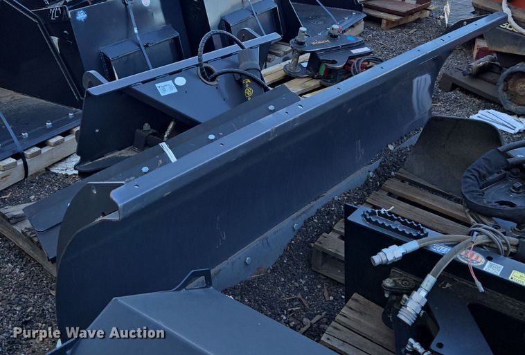 image for item EC0895 2014 Paladin LAF5796 wheel loader snow plow