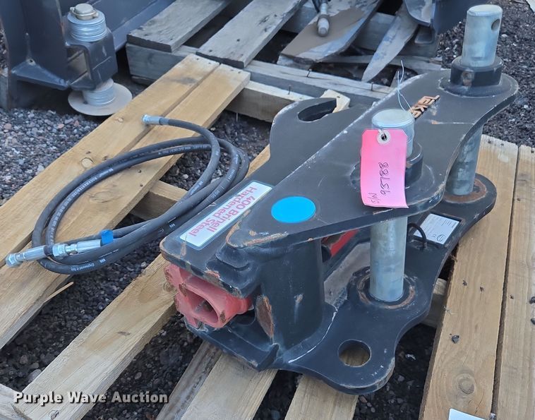 image for item EC0896 2021 Strickland TB260 mini excavator quick coupler