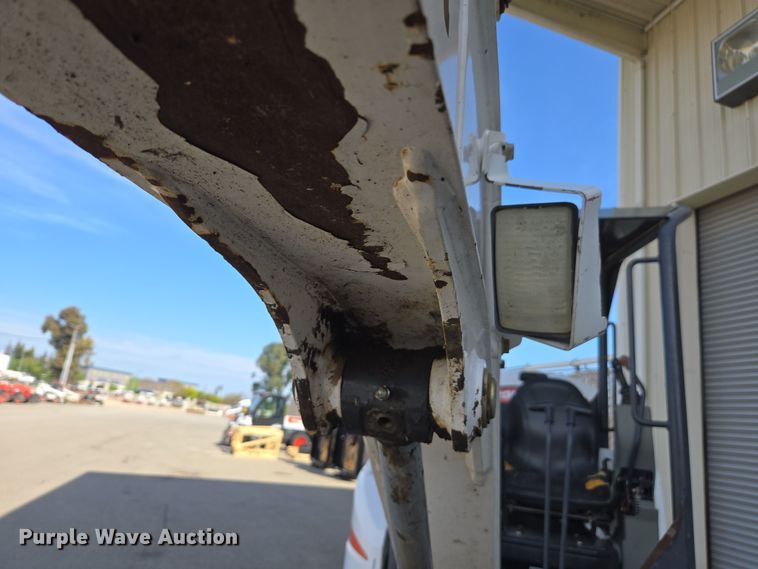 image for item EC0898 2015 Bobcat E26 mini excavator