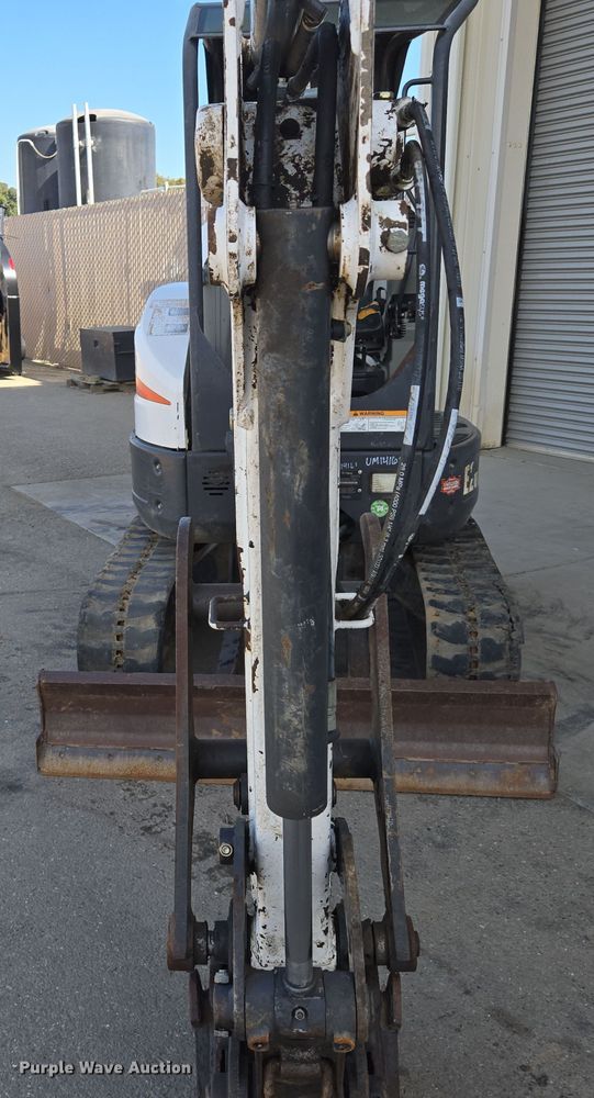 image for item EC0898 2015 Bobcat E26 mini excavator