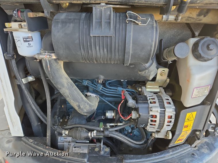 image for item EC0898 2015 Bobcat E26 mini excavator