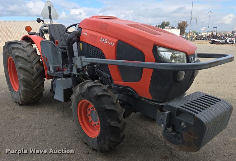 image for item EC0899 2018 Kubota M5N-111 MFWD tractor