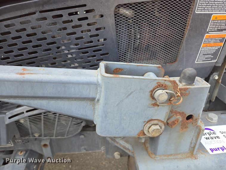 image for item EC0899 2018 Kubota M5N-111 MFWD tractor