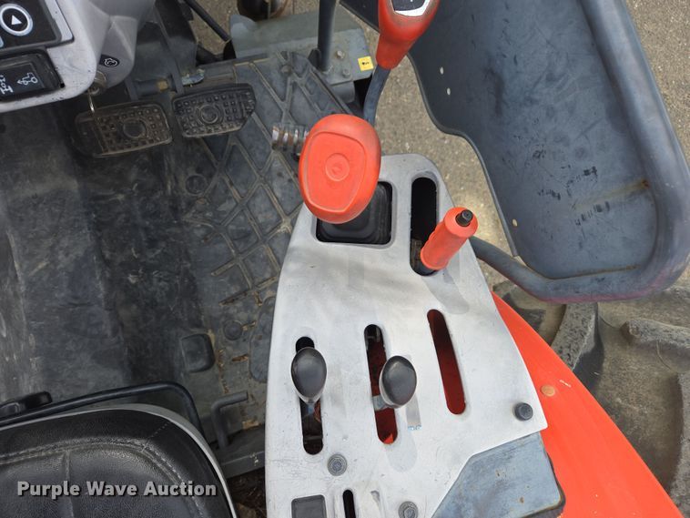 image for item EC0899 2018 Kubota M5N-111 MFWD tractor