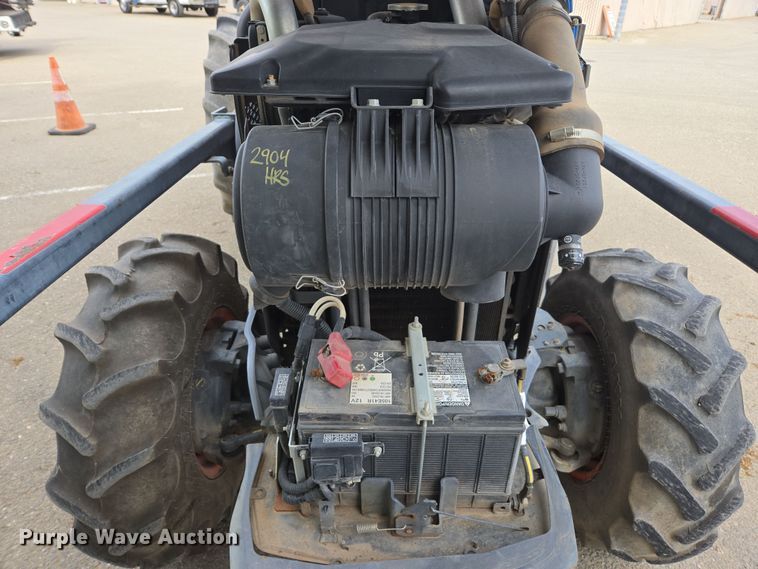 image for item EC0899 2018 Kubota M5N-111 MFWD tractor