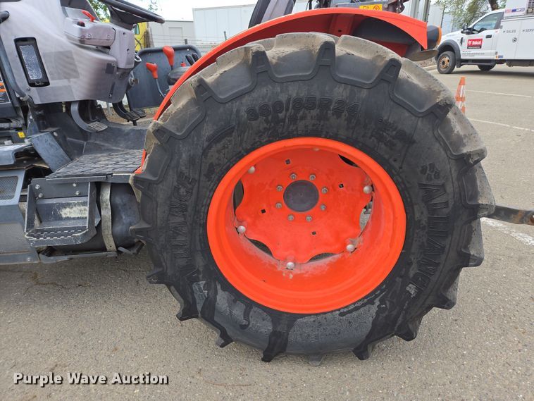 image for item EC0899 2018 Kubota M5N-111 MFWD tractor