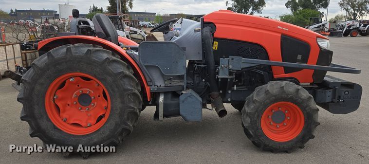 image for item EC0900 2018 Kubota M5N-111 MFWD tractor