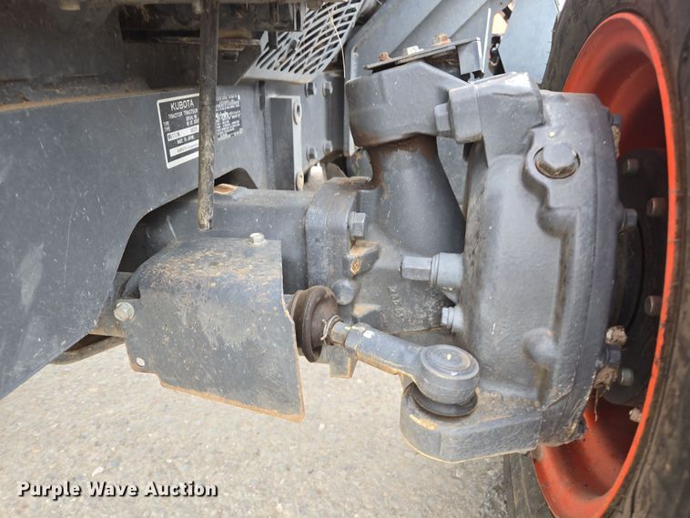 image for item EC0900 2018 Kubota M5N-111 MFWD tractor