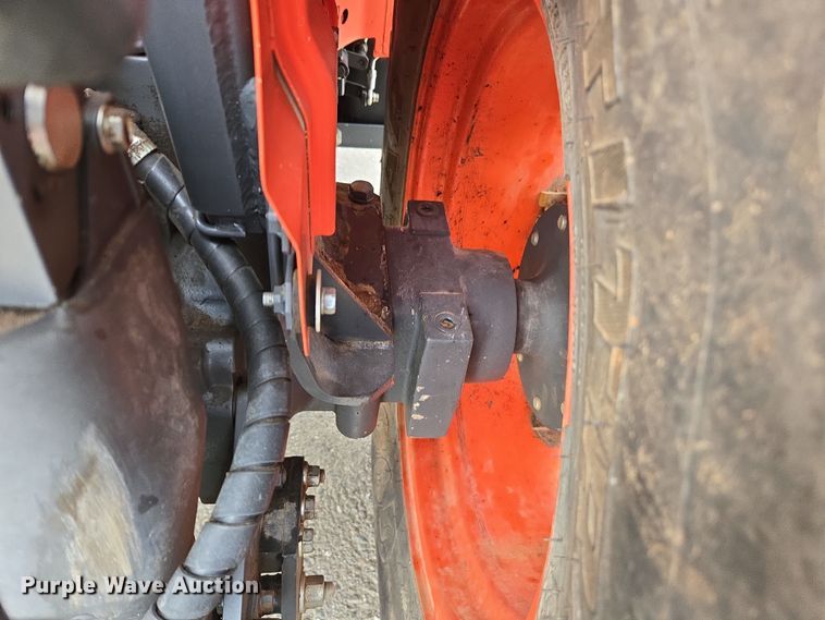 image for item EC0900 2018 Kubota M5N-111 MFWD tractor