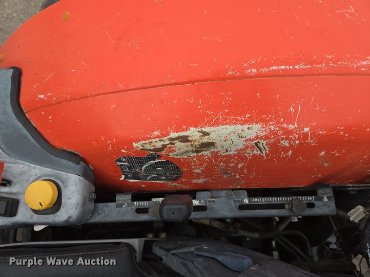 image for item EC0900 2018 Kubota M5N-111 MFWD tractor