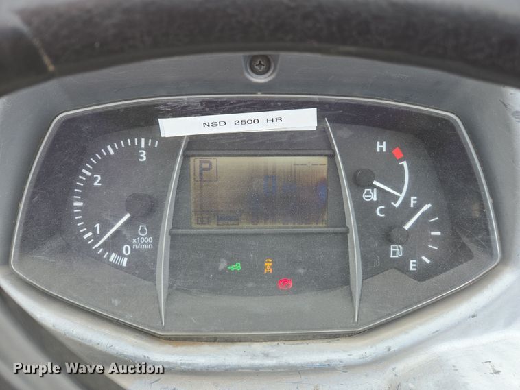 image for item EC0900 2018 Kubota M5N-111 MFWD tractor