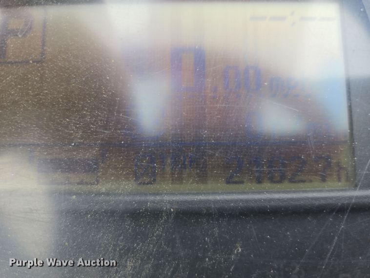 image for item EC0900 2018 Kubota M5N-111 MFWD tractor