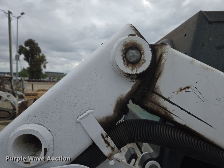 image for item EC0901 1997 Bobcat 773 skid steer loader