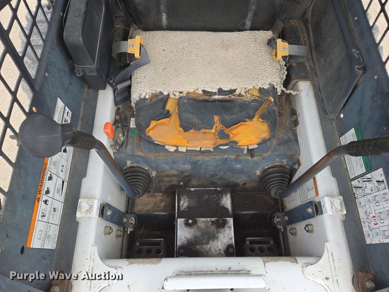 image for item EC0901 1997 Bobcat 773 skid steer loader