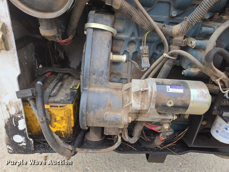 image for item EC0901 1997 Bobcat 773 skid steer loader