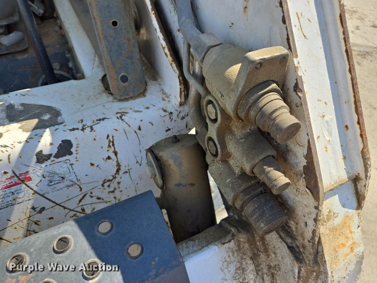 image for item EC0902 2008 Bobcat T190 tracked skid steer loader