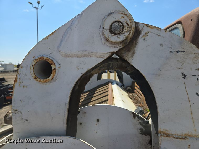 image for item EC0902 2008 Bobcat T190 tracked skid steer loader