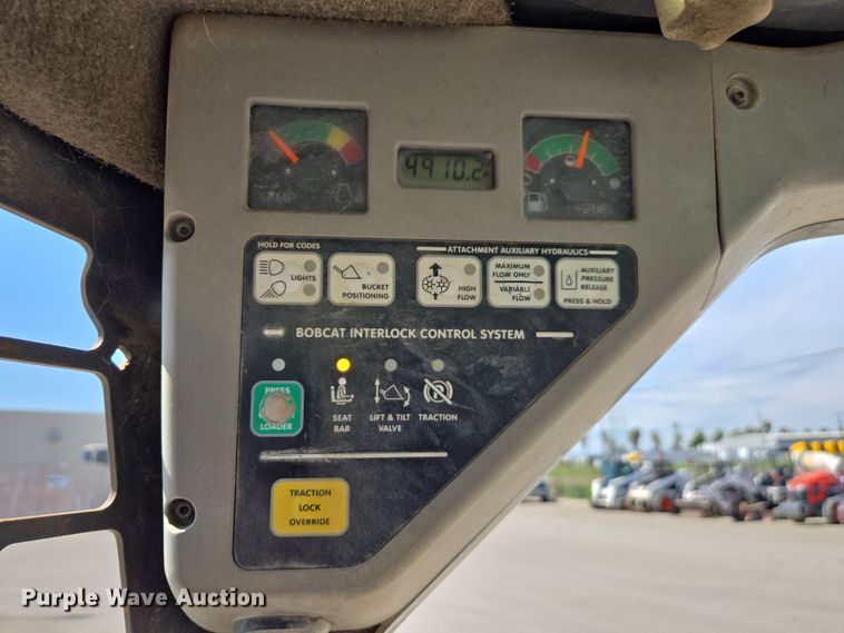 image for item EC0902 2008 Bobcat T190 tracked skid steer loader