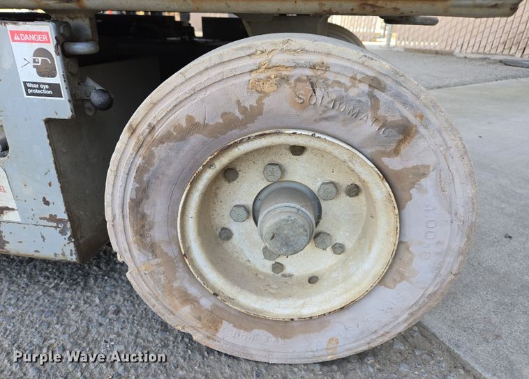 image for item EC0903 1997 Skyjack 4626 scissor lift