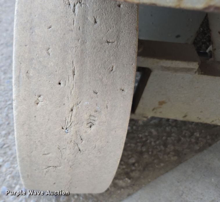 image for item EC0903 1997 Skyjack 4626 scissor lift