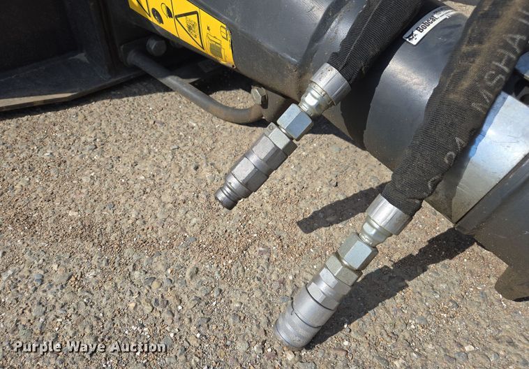 image for item EC0904 2023 Bobcat HB680 skid steer breaker