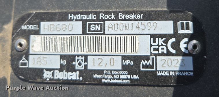 image for item EC0904 2023 Bobcat HB680 skid steer breaker