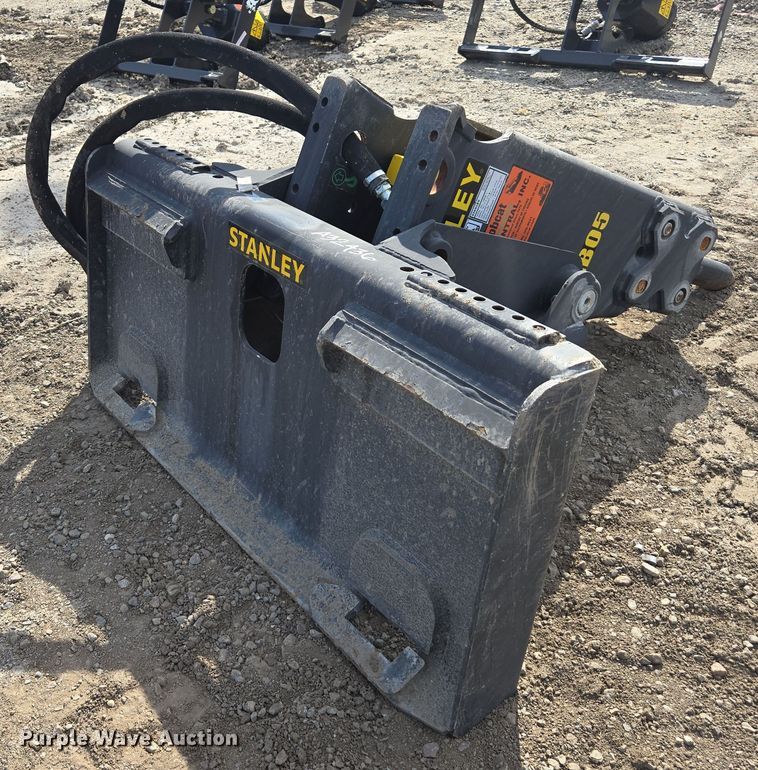 image for item EC0905 Stanley MB05S skid steer breaker