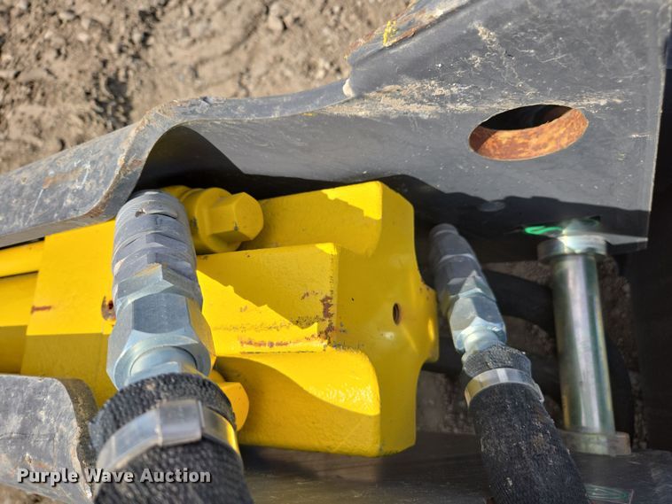 image for item EC0905 Stanley MB05S skid steer breaker