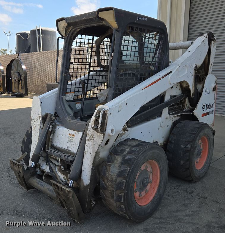 image for item EC0906 Bobcat S750 skid steer loader