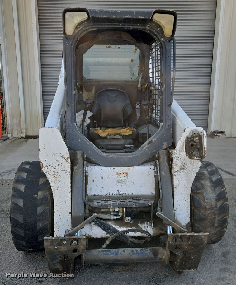 image for item EC0906 Bobcat S750 skid steer loader