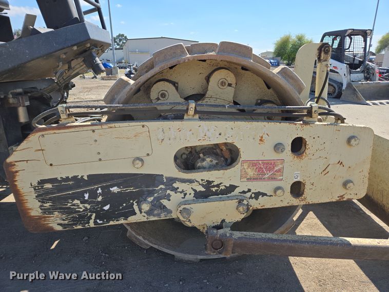 image for item EC0907 2006 Ingersoll Rand SD-70F TF single drum vibratory roller