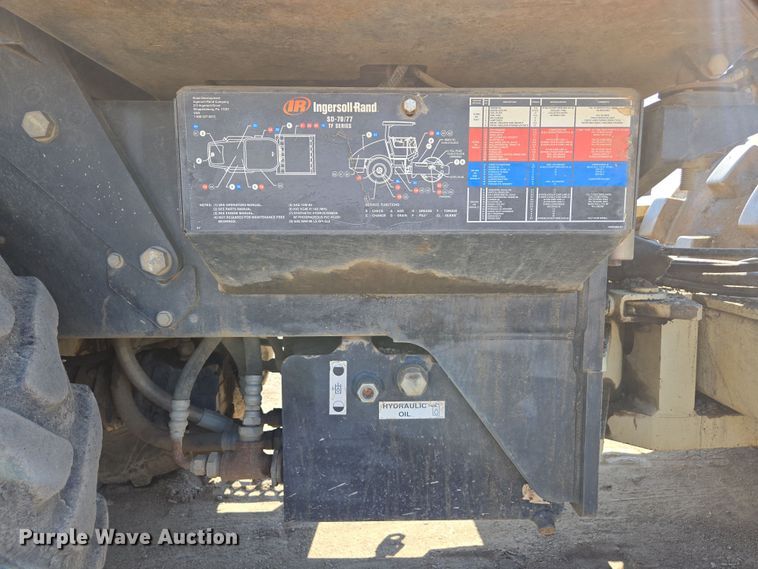 image for item EC0907 2006 Ingersoll Rand SD-70F TF single drum vibratory roller