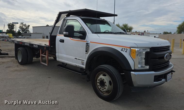 image for item EC0908 2017 Ford F550 flatbed truck