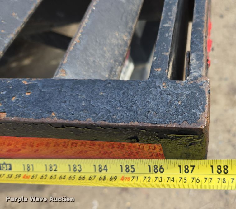 image for item EC0908 2017 Ford F550 flatbed truck