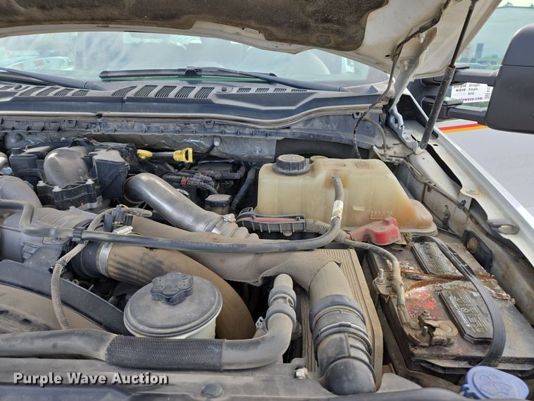 image for item EC0908 2017 Ford F550 flatbed truck