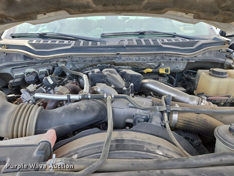 image for item EC0908 2017 Ford F550 flatbed truck