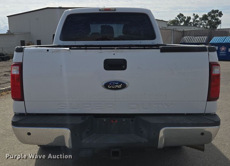 image for item EC0909 2015 Ford F250 Super Duty XL Crew Cab pickup truck