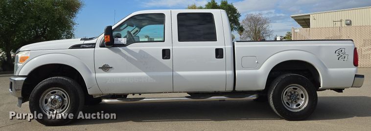 image for item EC0909 2015 Ford F250 Super Duty XL Crew Cab pickup truck