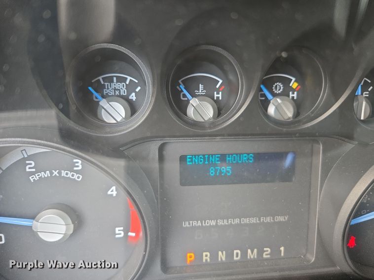 image for item EC0909 2015 Ford F250 Super Duty XL Crew Cab pickup truck